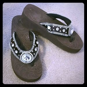 Montana West embellished sandals